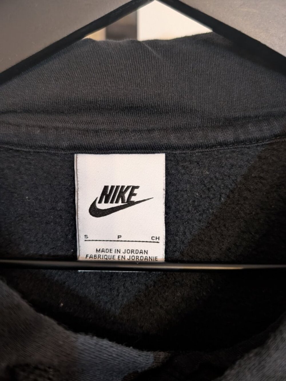 Nike Hooded Sweatshirt - Small - Picture 4 of 9